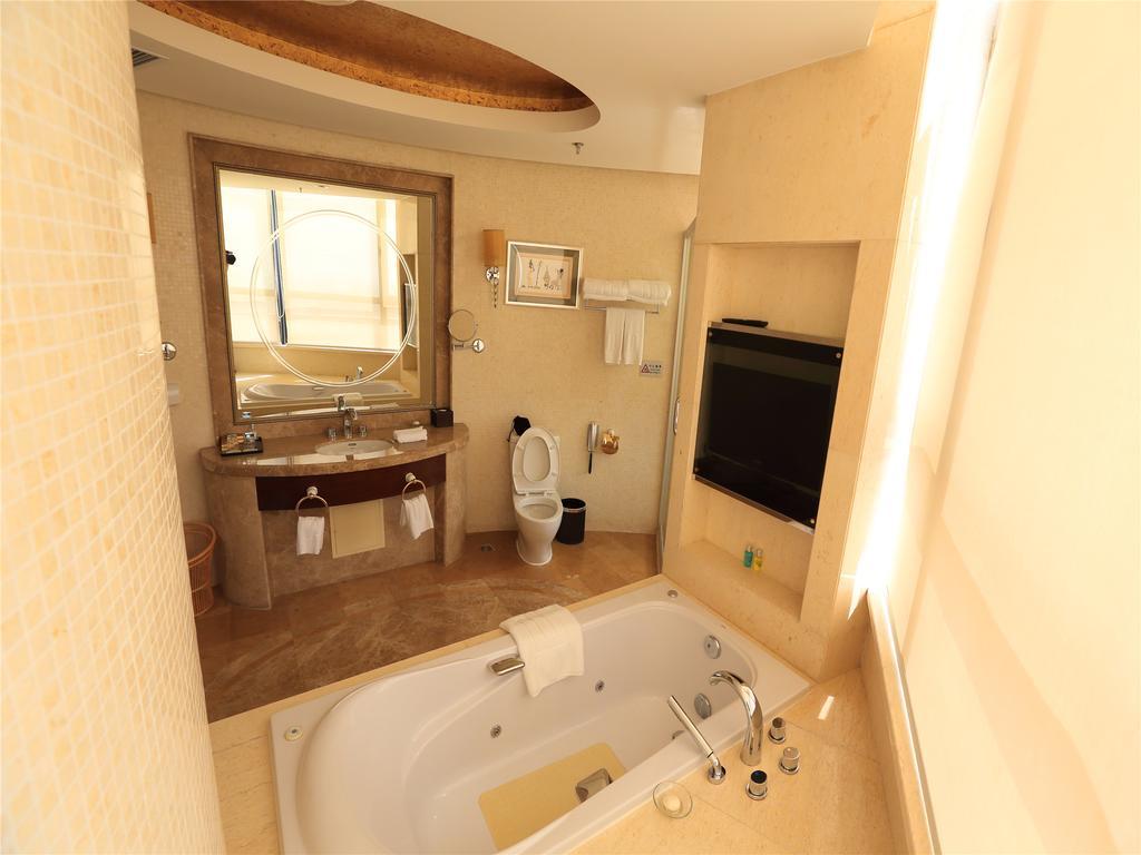 Golden Mountain International Hotel Laiyang Eksteriør billede